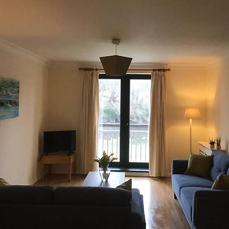 Waterfront Apartment Completely Refurbished Westport Eksteriør billede